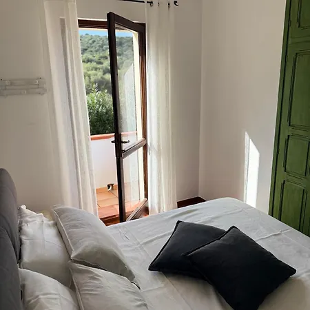 Blue La Conia Сasa de vacaciones Cannigione